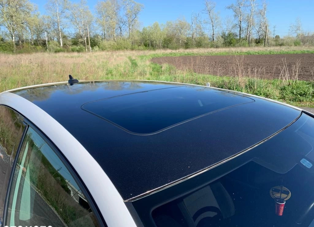 Volkswagen Golf cena 30000 przebieg: 327000, rok produkcji 2011 z Ełk małe 154